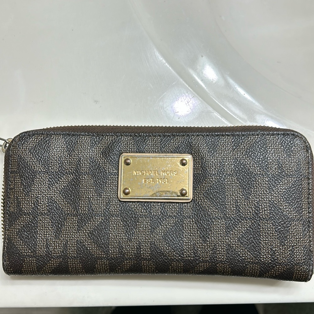 Michael Kors signature canvas wallet
